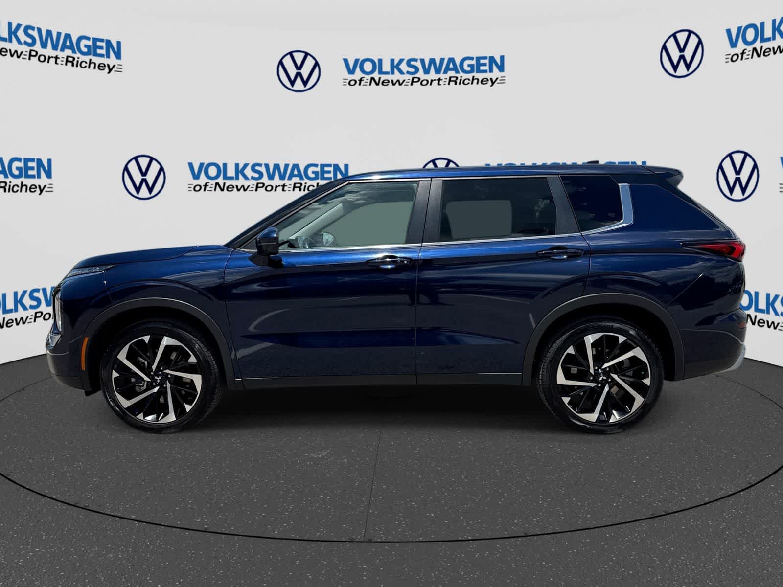 Mitsubishi Outlander SE 2024