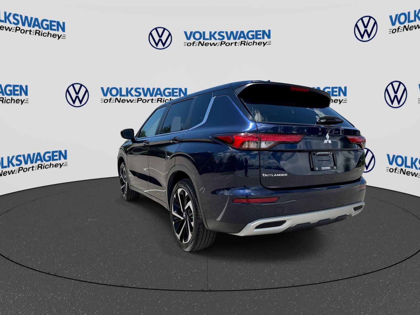 Mitsubishi Outlander SE 2024