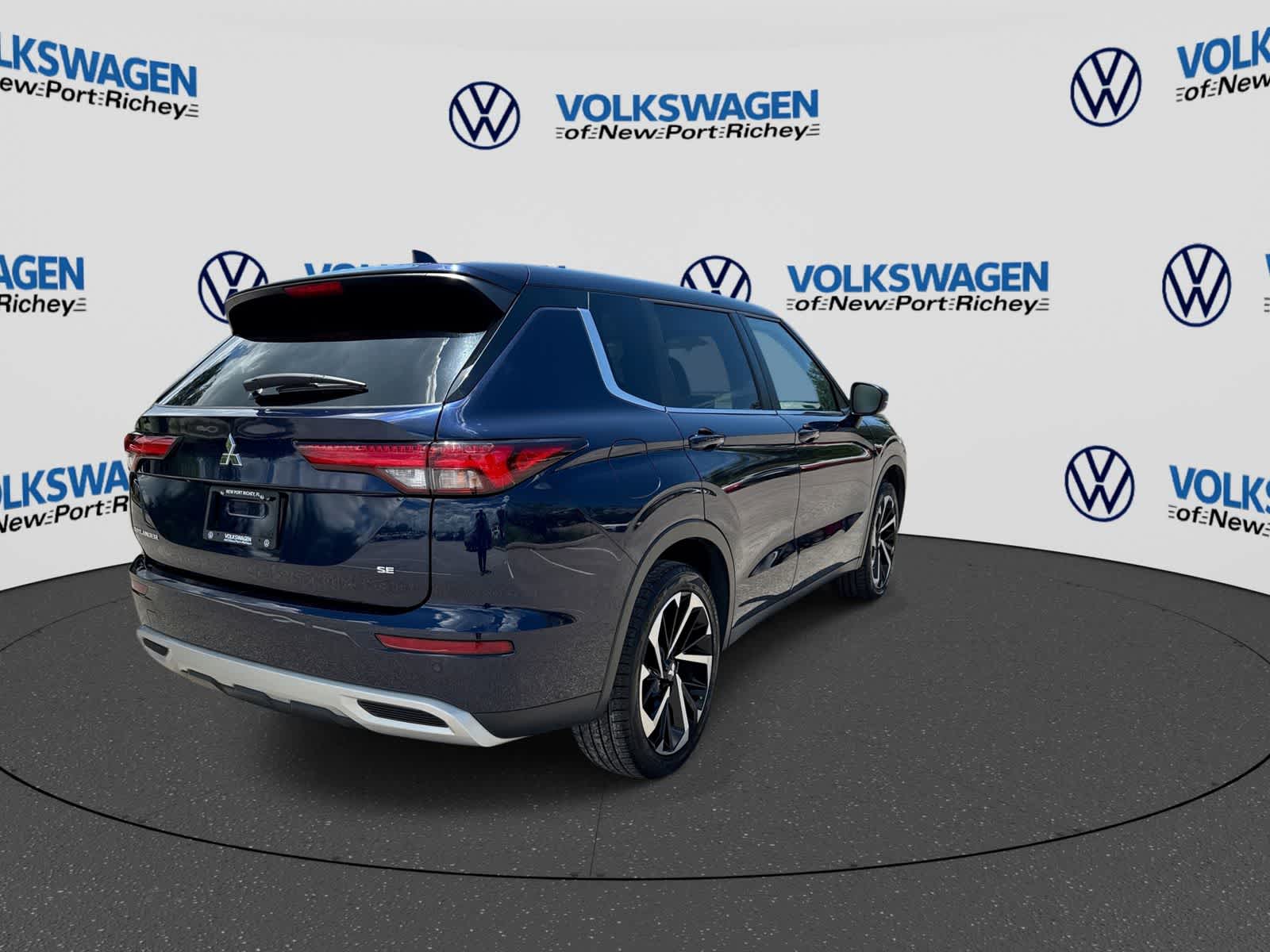 Mitsubishi Outlander SE 2024