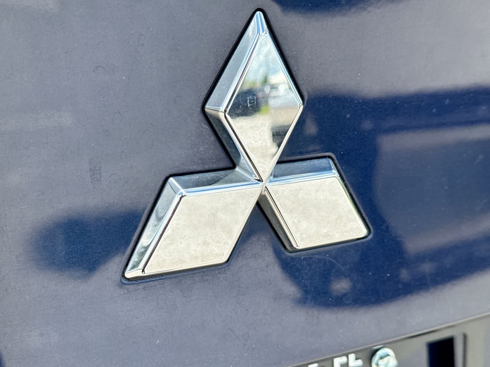 Mitsubishi Outlander SE 2024