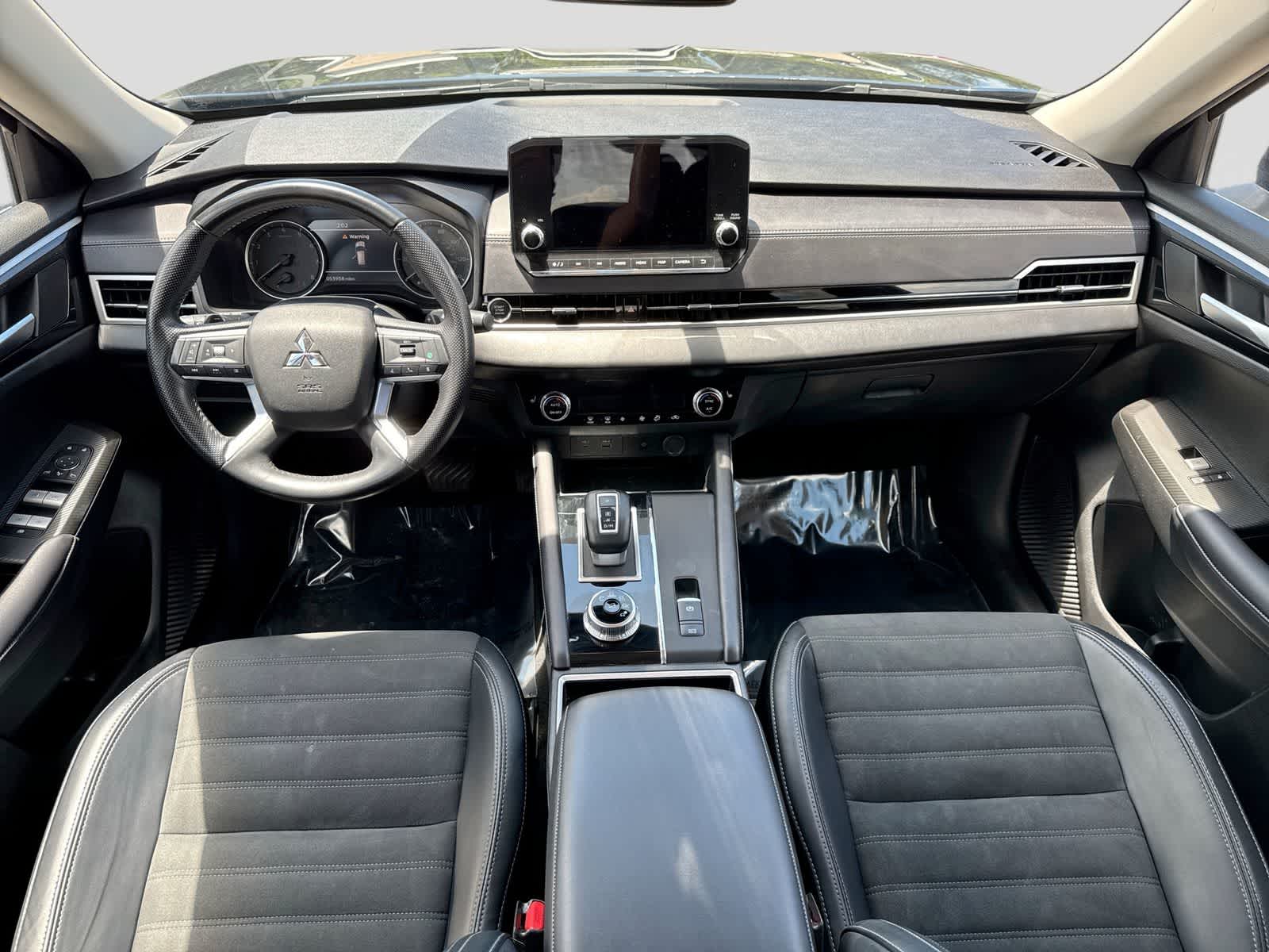 Mitsubishi Outlander SE 2024