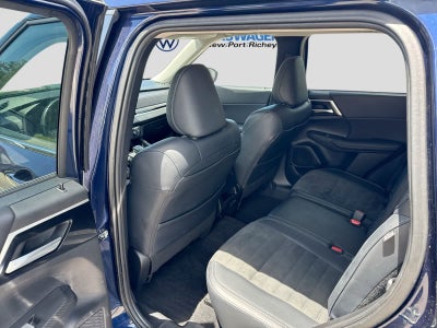 Mitsubishi Outlander SE 2024