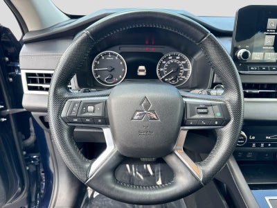 Mitsubishi Outlander SE 2024