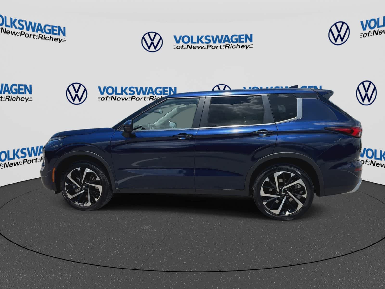 Mitsubishi Outlander SE 2024