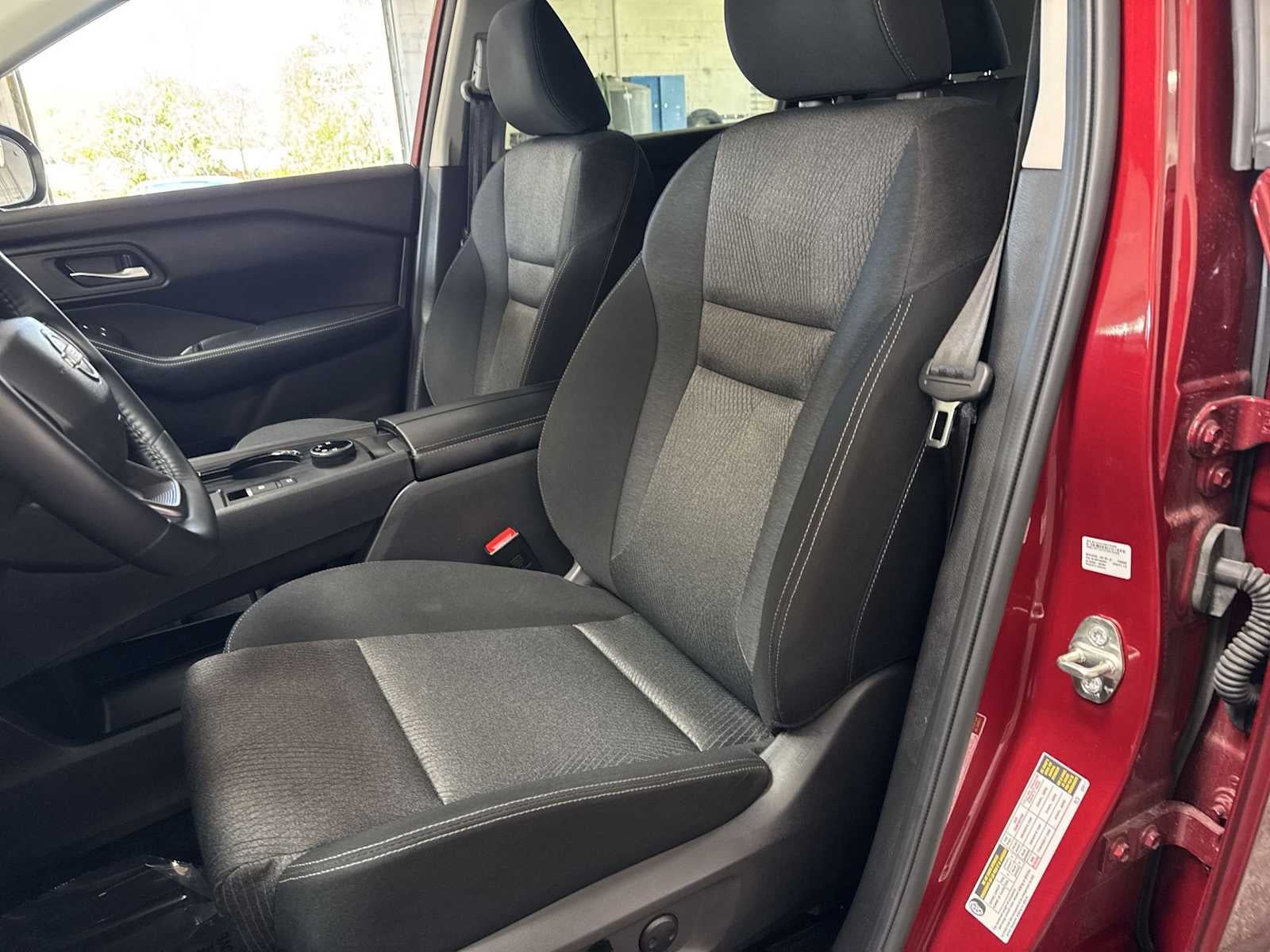 Nissan Rogue SV 2025