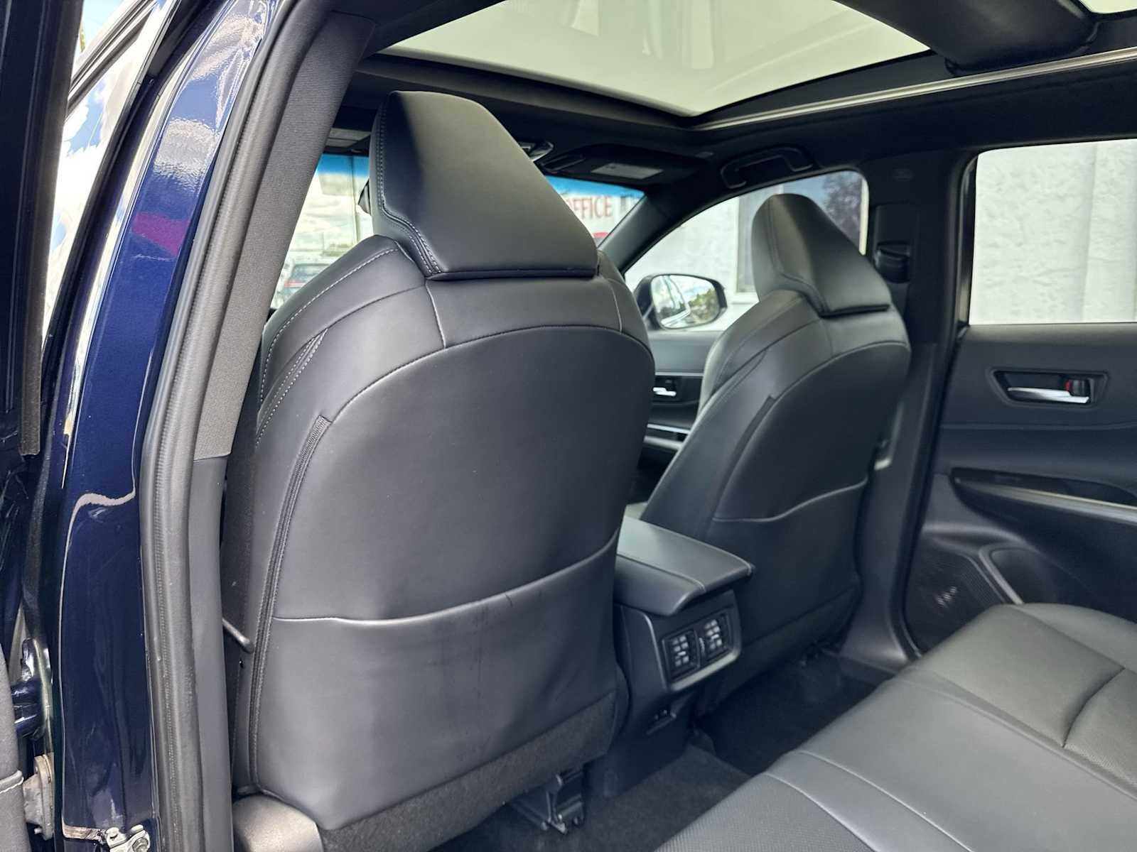 Toyota Venza LE 2024