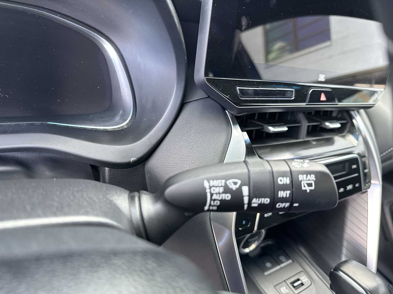 Toyota Venza LE 2024