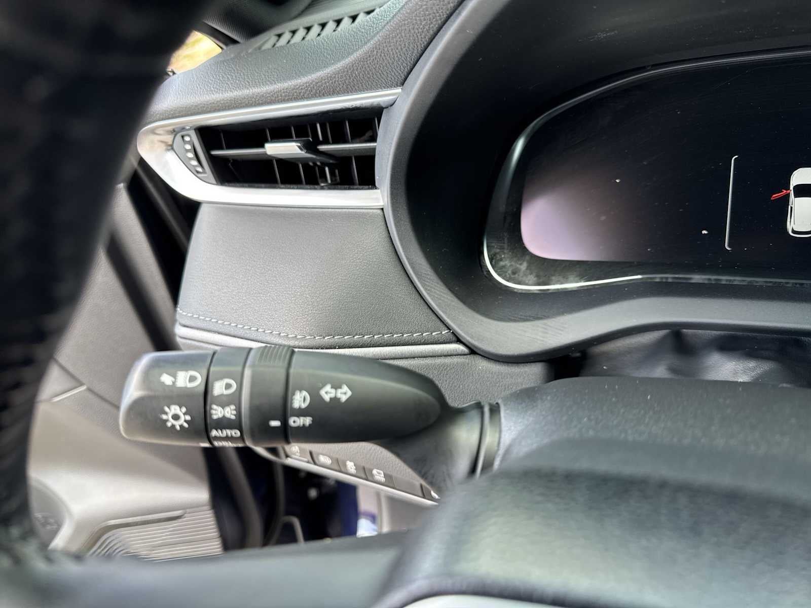 Toyota Venza LE 2024