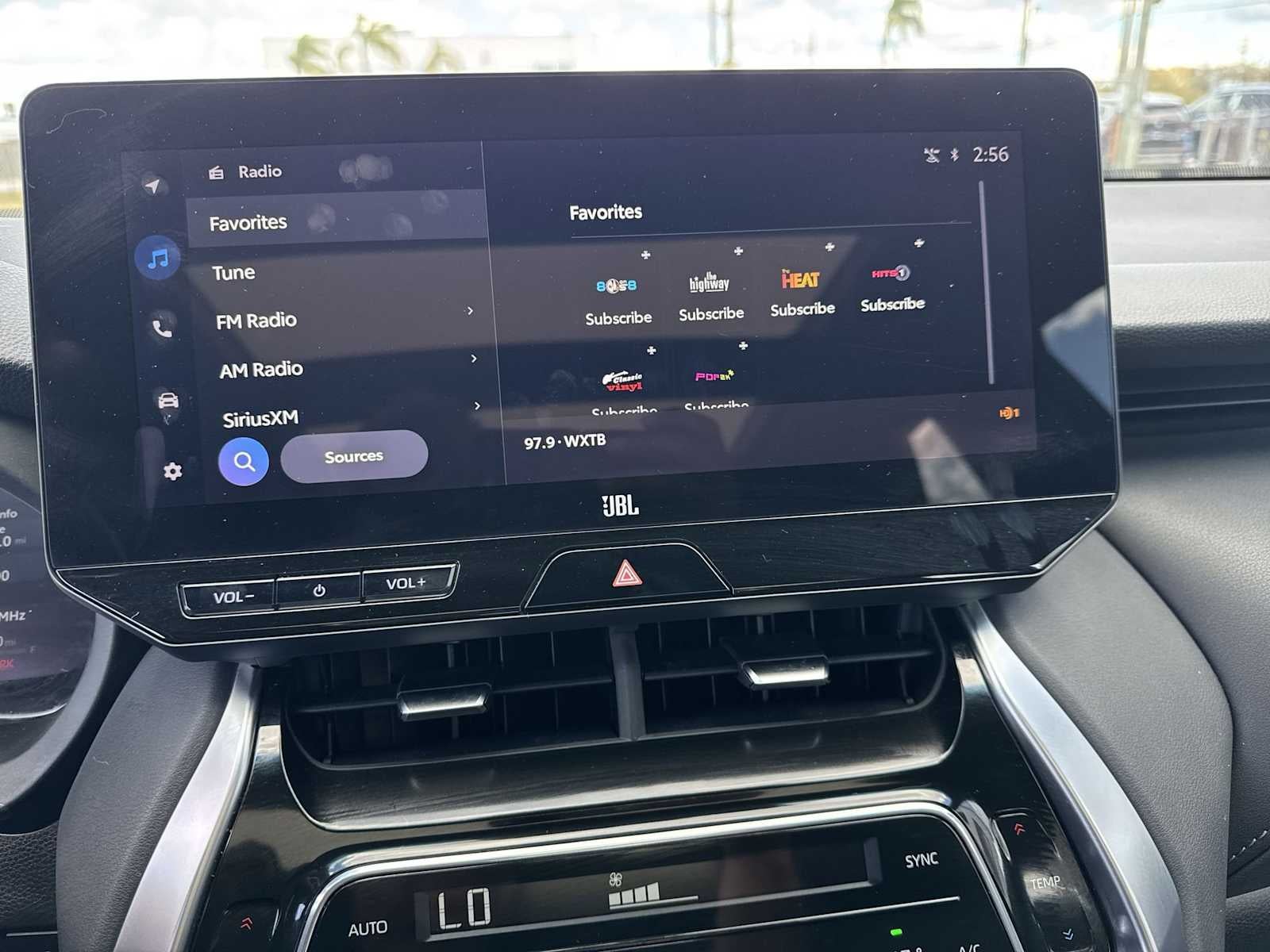 Toyota Venza LE 2024