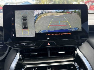 Toyota Venza LE 2024