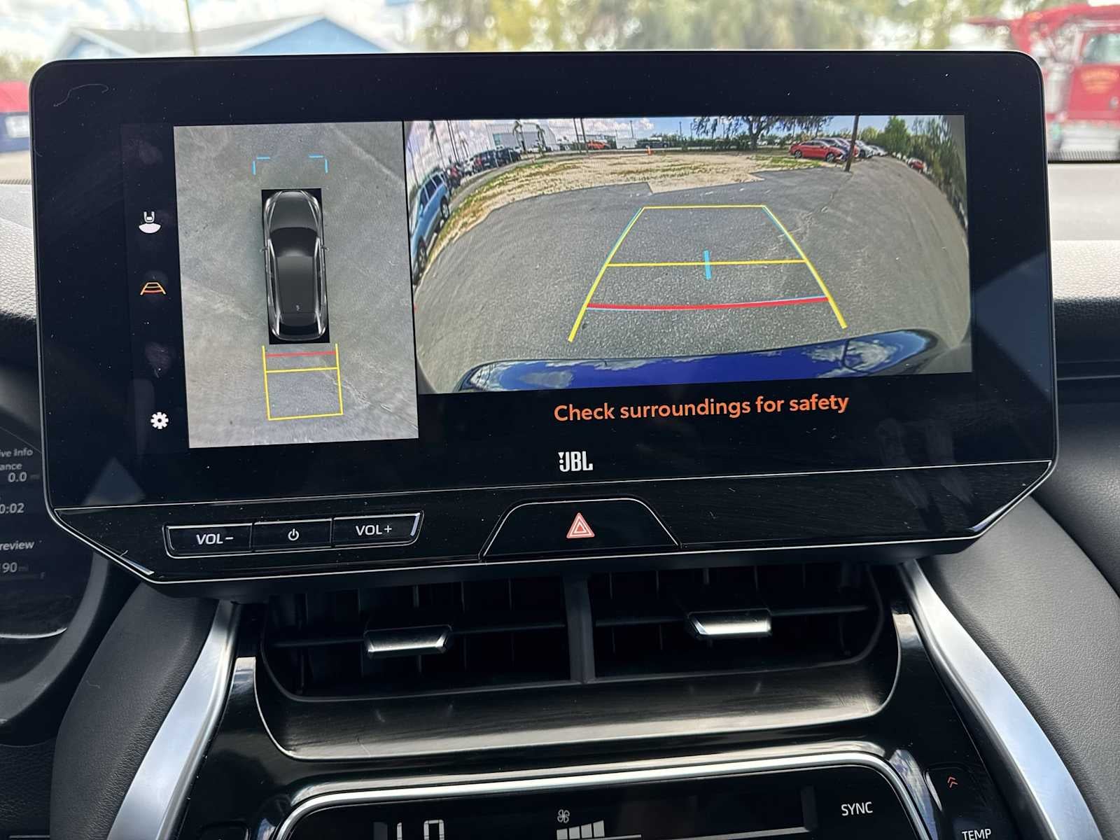 Toyota Venza LE 2024