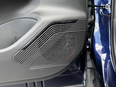 Toyota Venza LE 2024