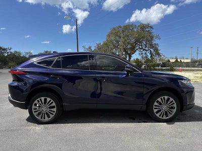 Toyota Venza LE 2024