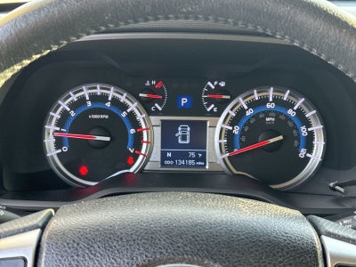 Toyota 4Runner SR5 de 2016