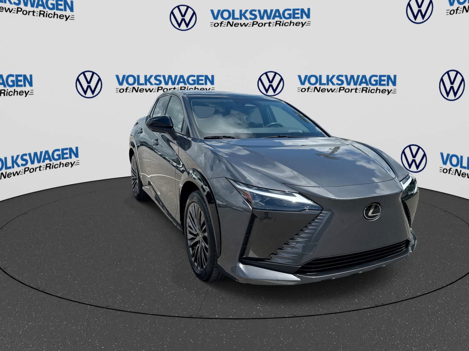 Lexus RZ 450e Luxury 2023