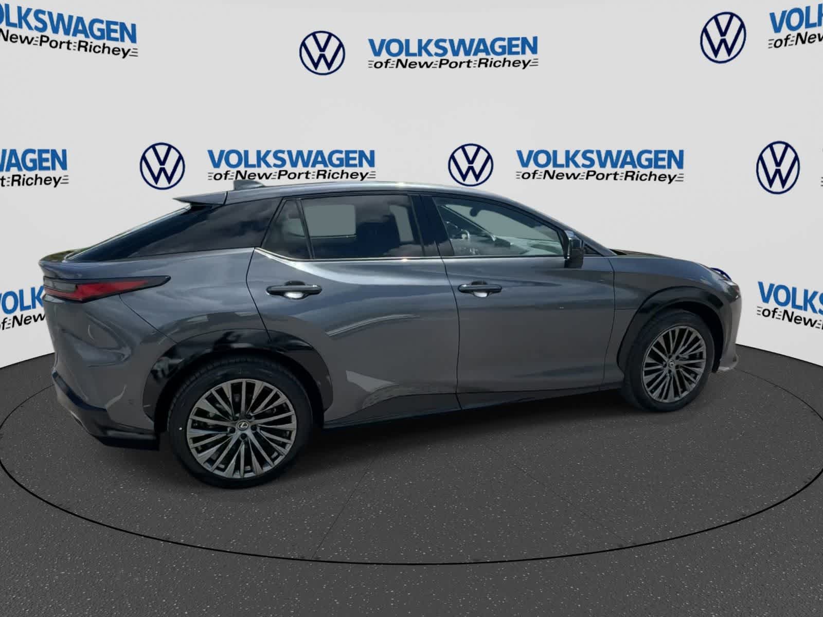 Lexus RZ 450e Luxury 2023
