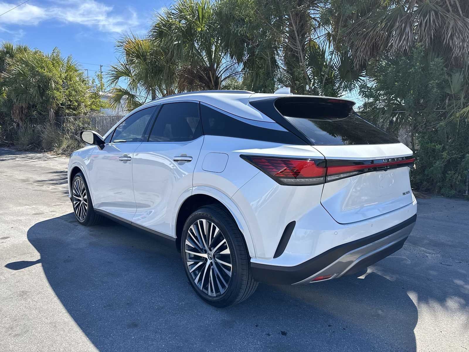 Lexus RX Premium Plus 2023
