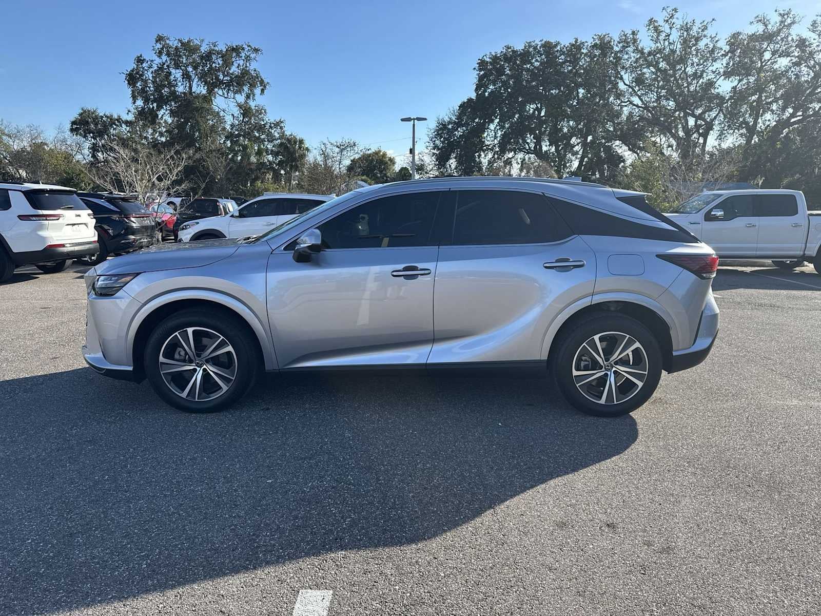 Lexus RX Premium 2025