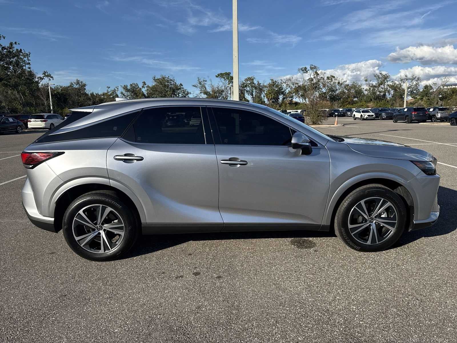 Lexus RX Premium 2025