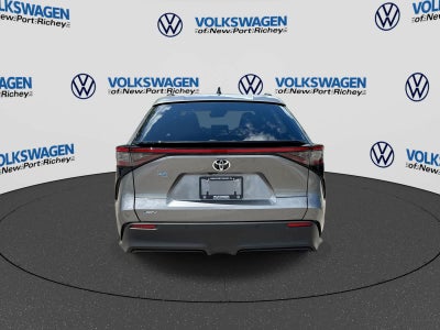 Toyota bZ XLE Plus 2026