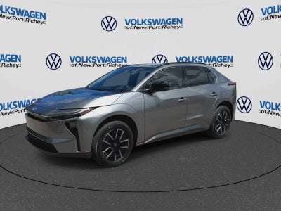 Toyota bZ XLE Plus 2026