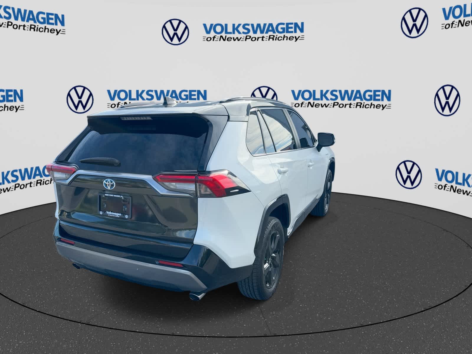 Toyota RAV4 Hybrid XSE 2021