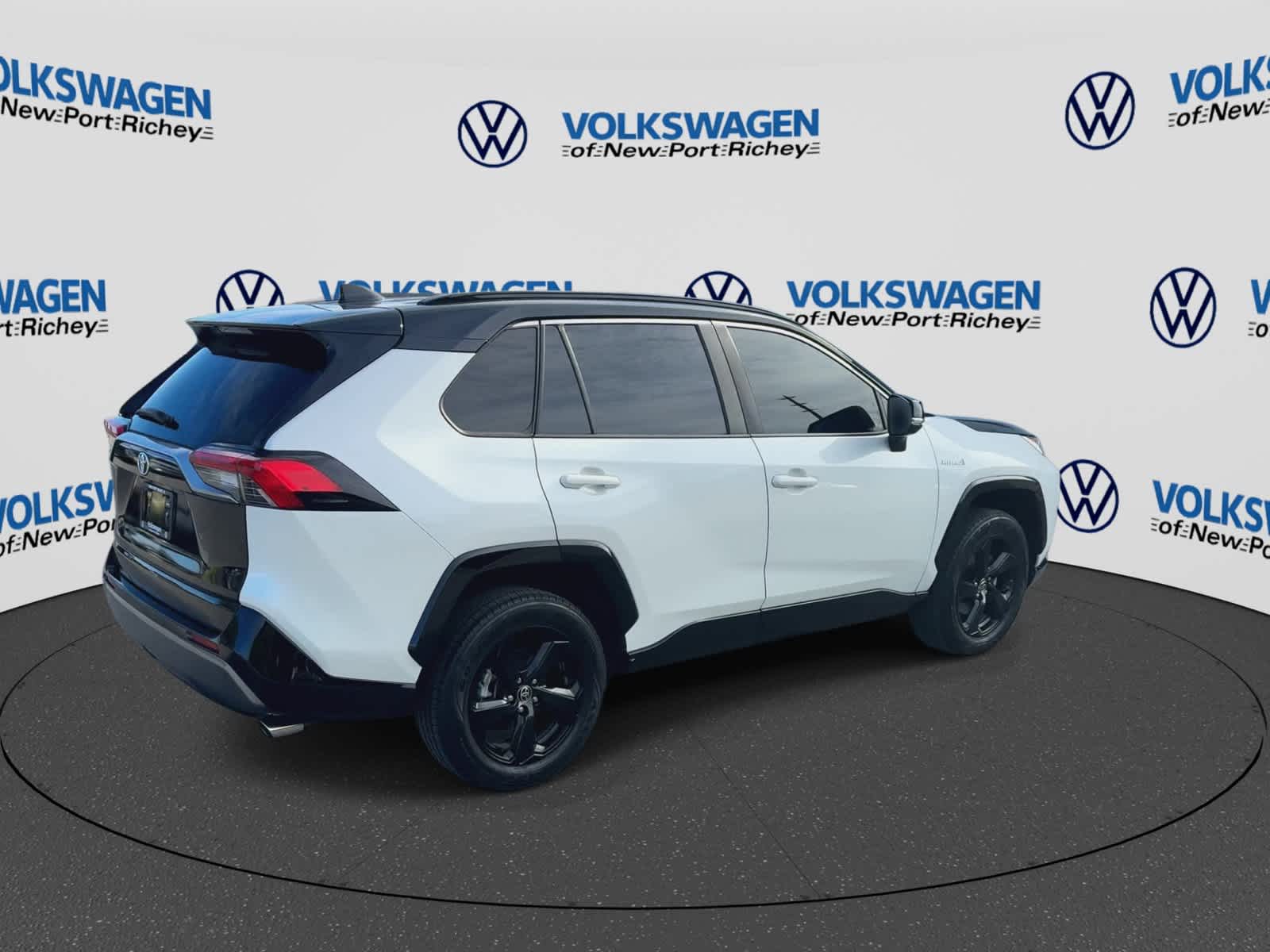 Toyota RAV4 Hybrid XSE 2021