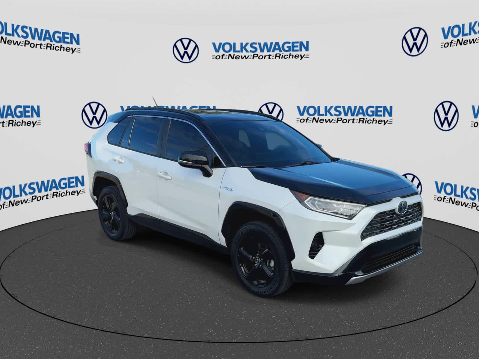 Toyota RAV4 Hybrid XSE 2021