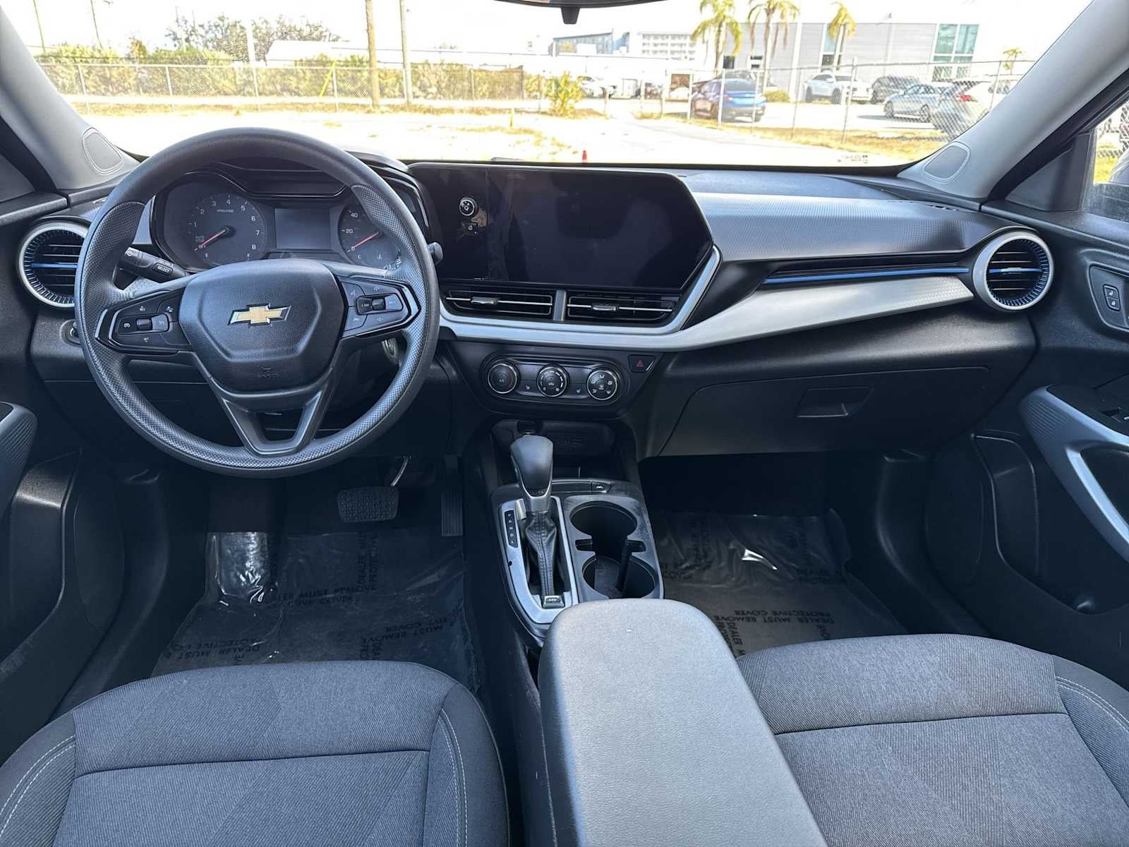 Chevrolet Trax LS 2024