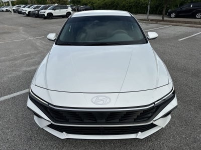 Hyundai Elantra SEL 2024