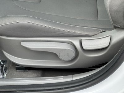 Hyundai Elantra SEL 2024