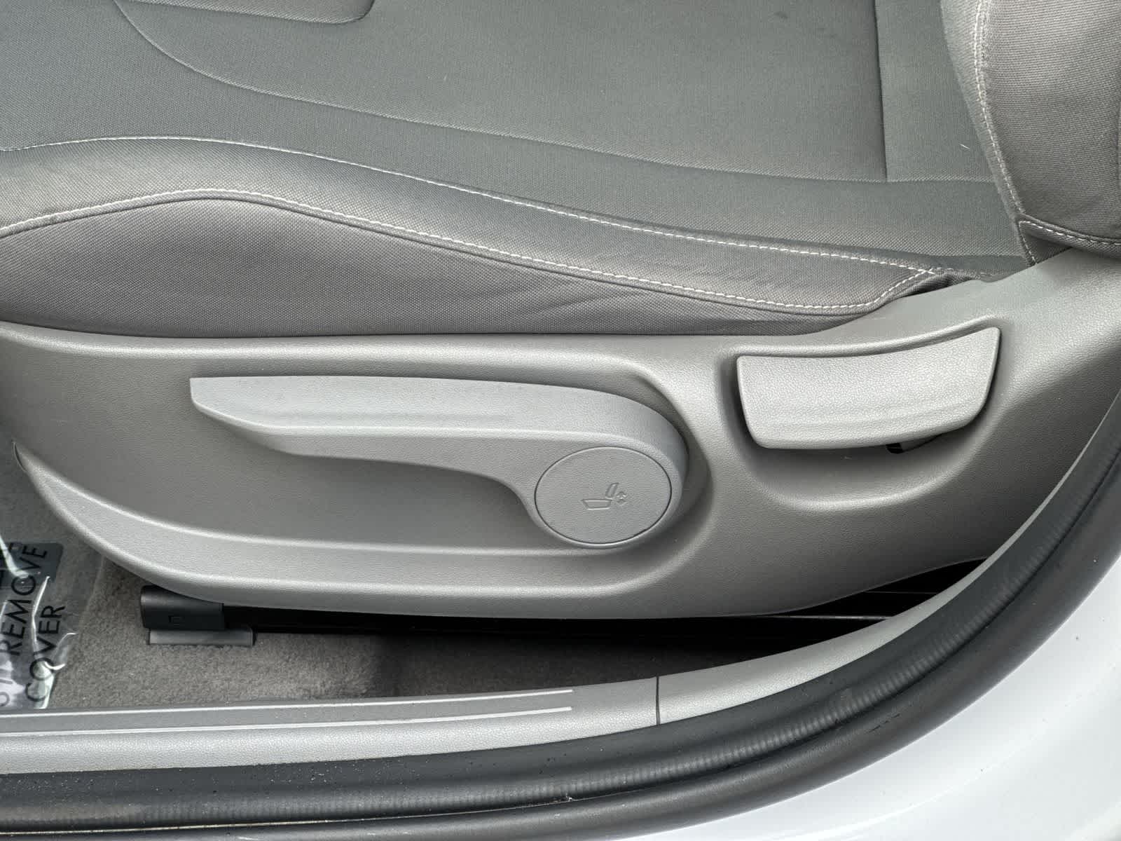 Hyundai Elantra SEL 2024