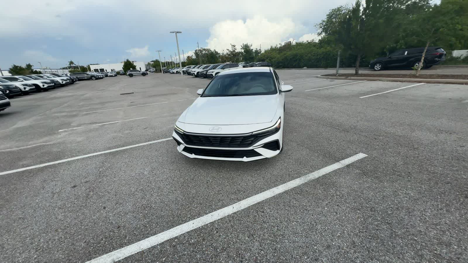 Hyundai Elantra SEL 2024