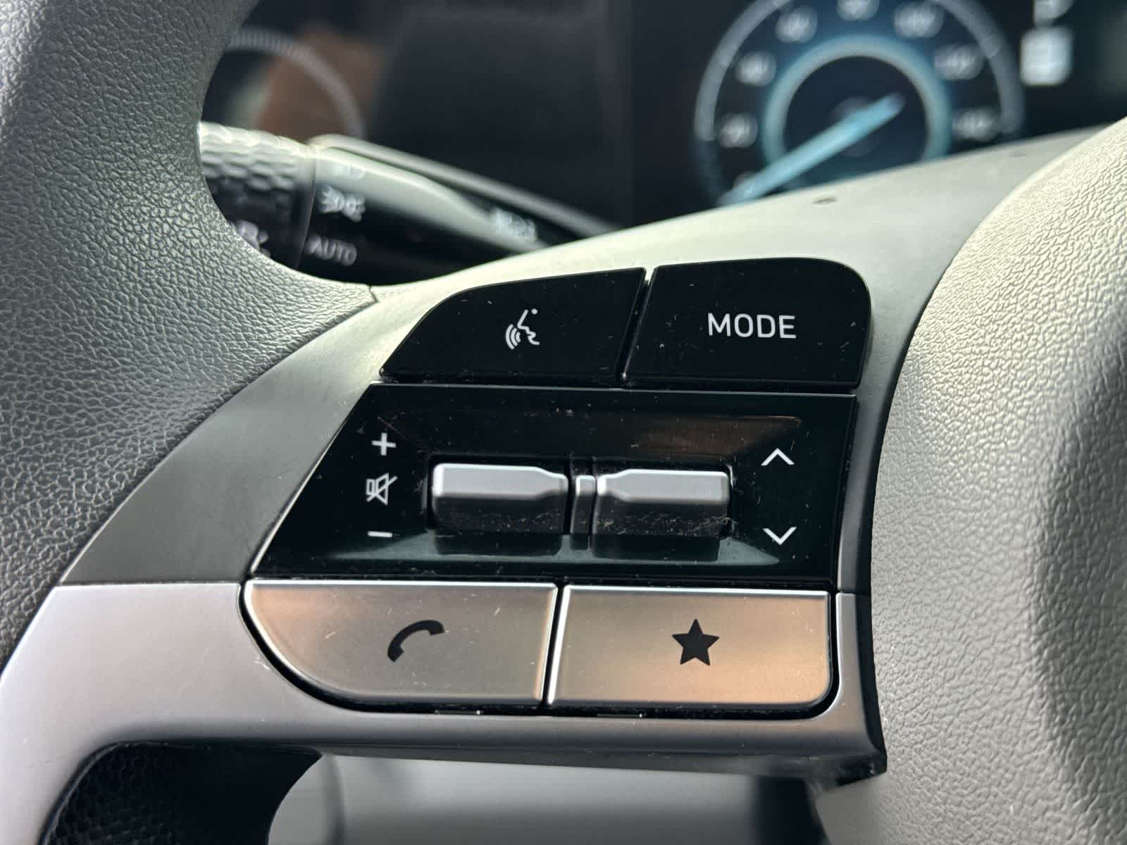Hyundai Elantra SEL 2024