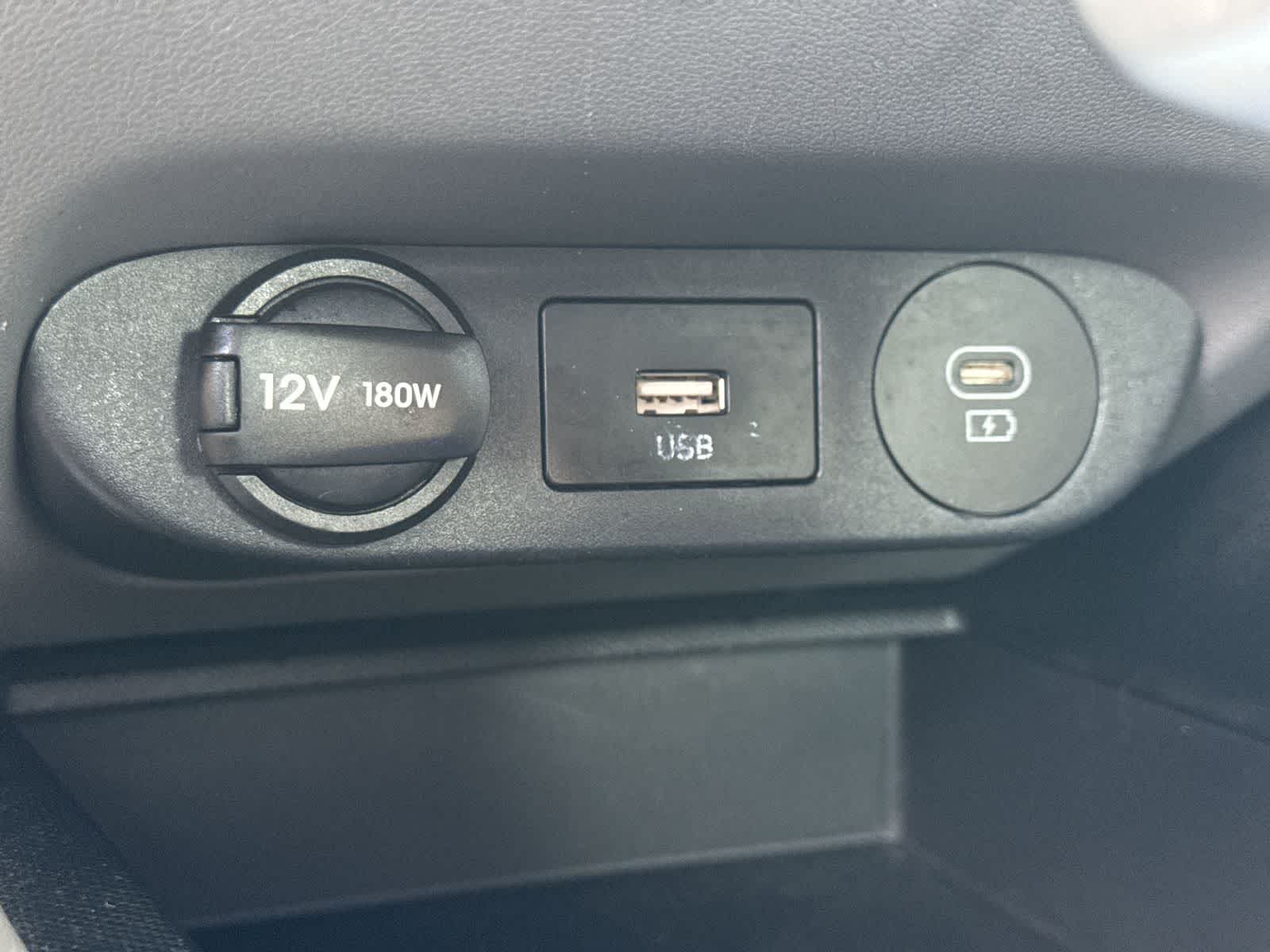 Hyundai Elantra SEL 2024