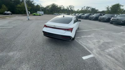 Hyundai Elantra SEL 2024