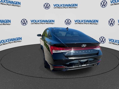 Hyundai Elantra SEL 2022