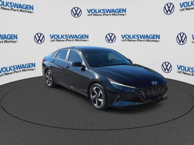 Hyundai Elantra SEL 2022