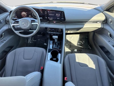 Hyundai Elantra SEL 2022