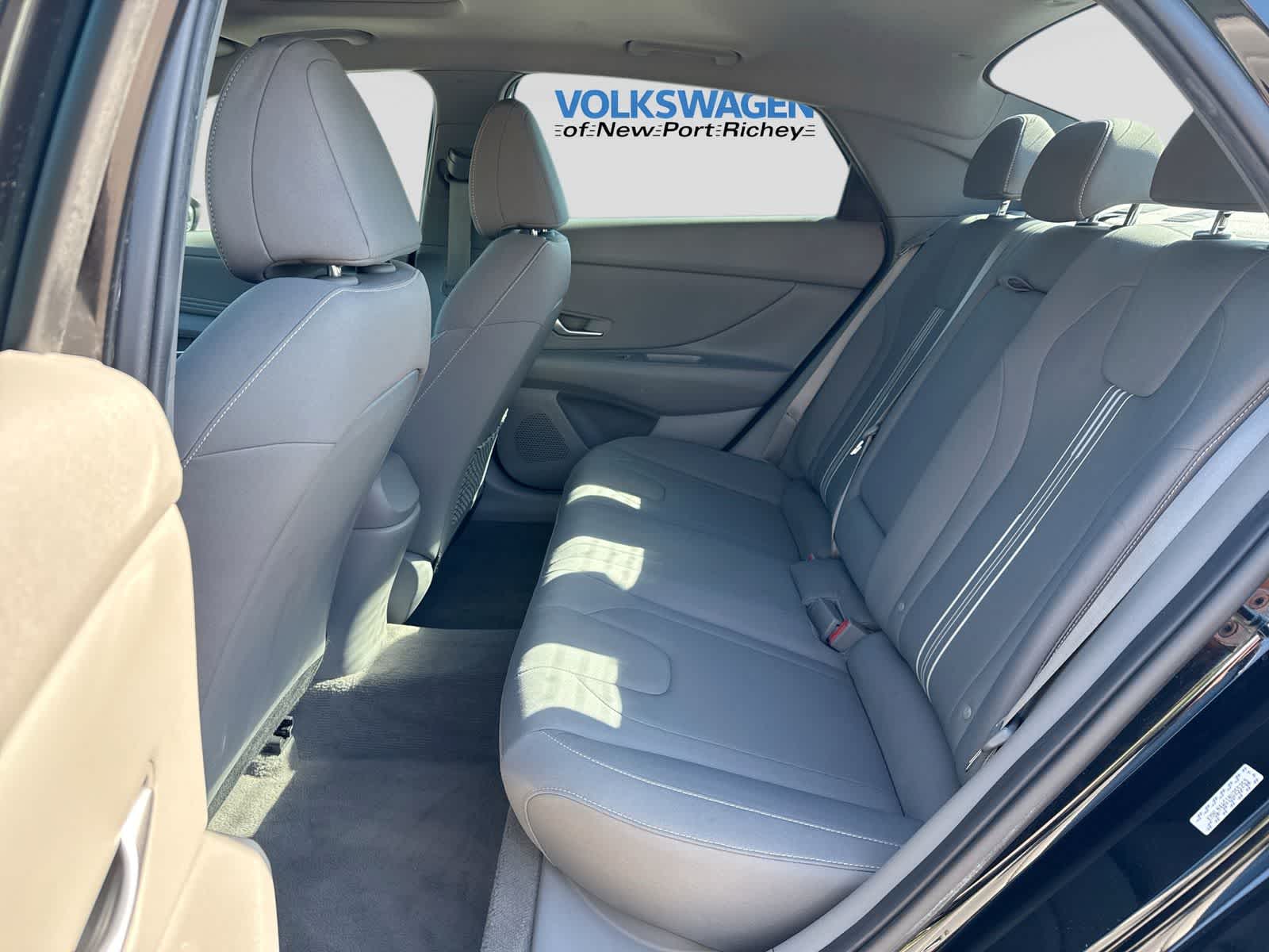 Hyundai Elantra SEL 2022