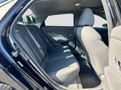 Hyundai Elantra SEL 2022