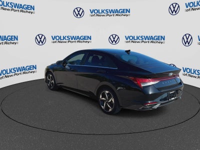 Hyundai Elantra SEL 2022