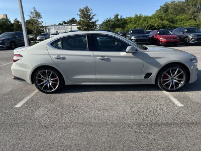 Genesis G70 2.5T de 2025