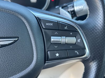 Genesis G70 2.5T de 2025