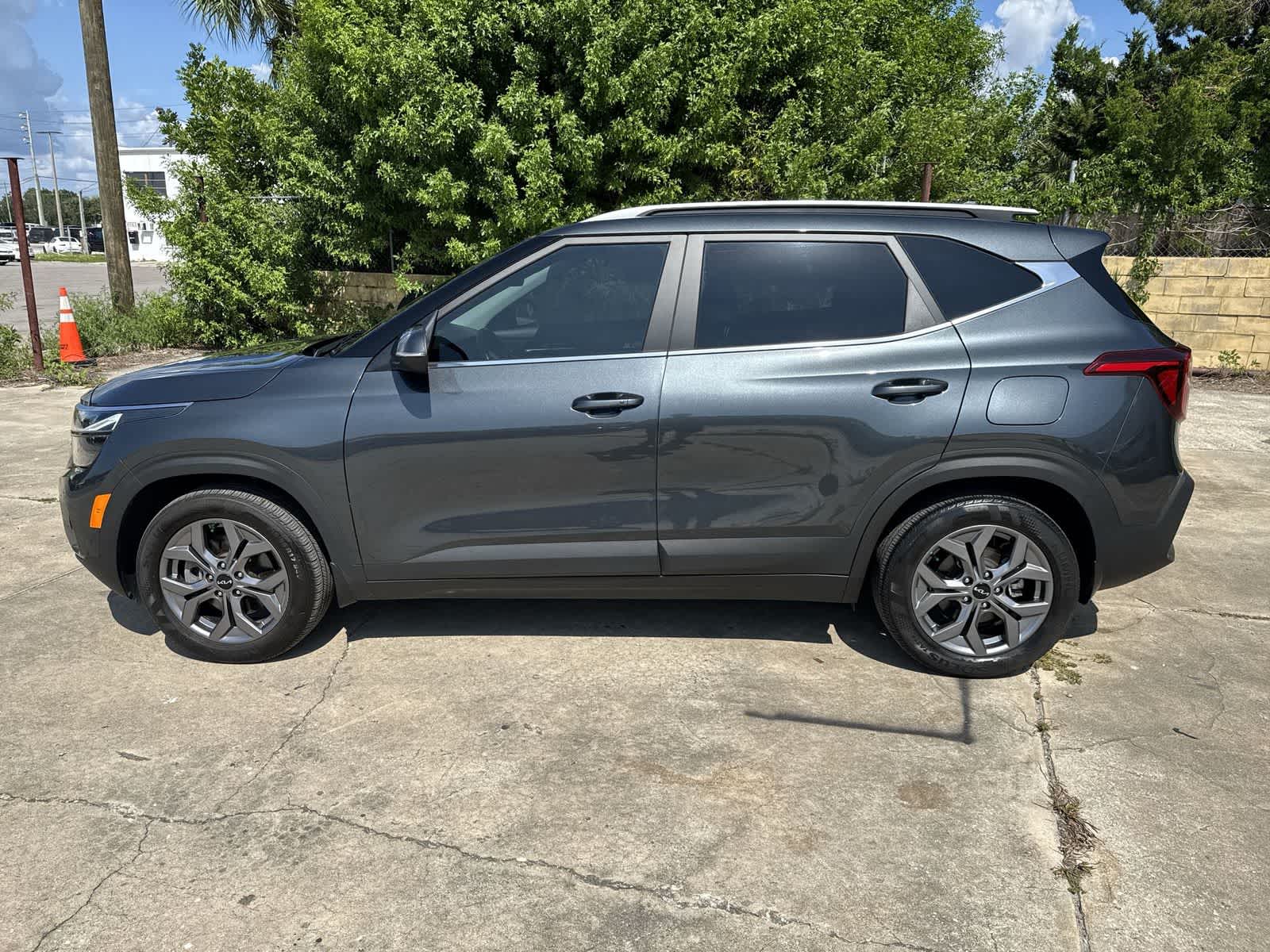 Kia Seltos S 2024