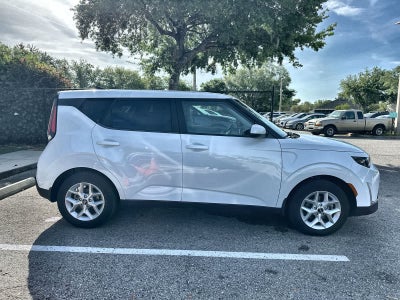 Kia Soul LX 2024
