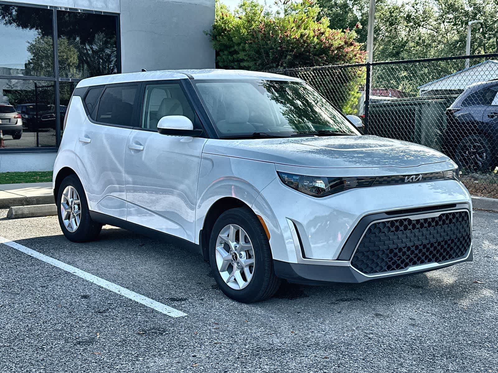 Kia Soul LX 2024
