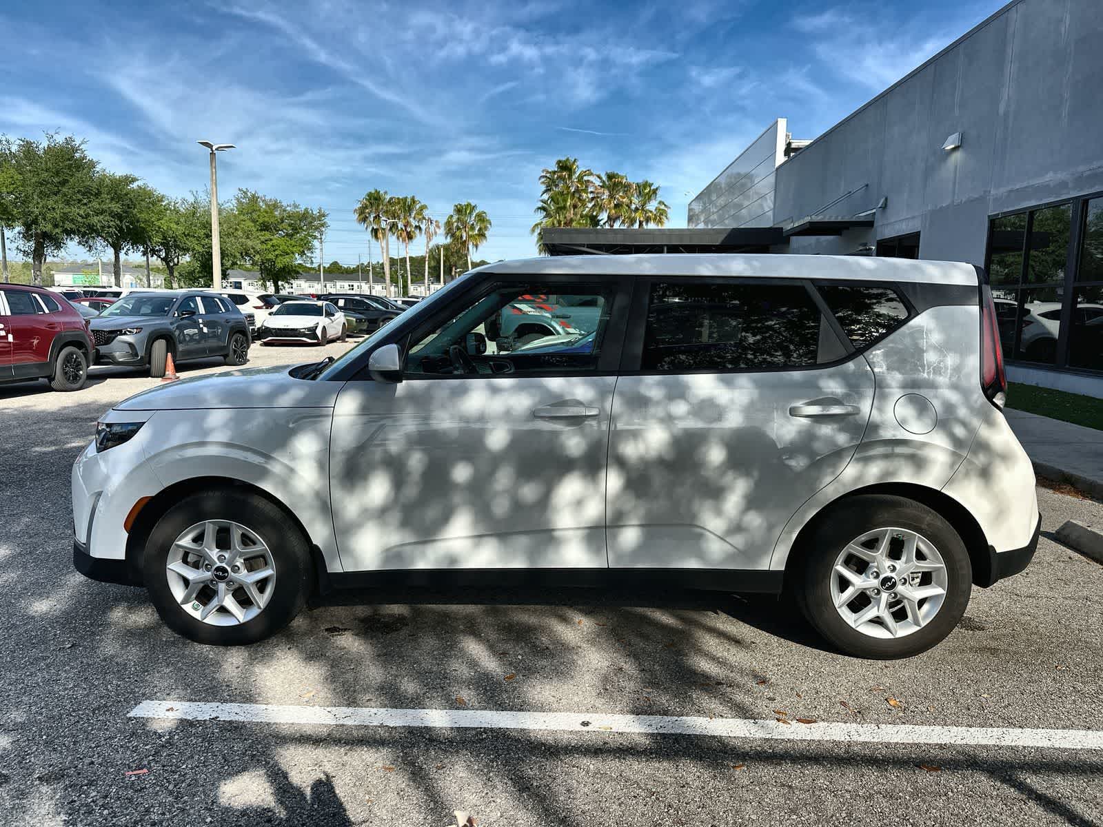 Kia Soul LX 2024