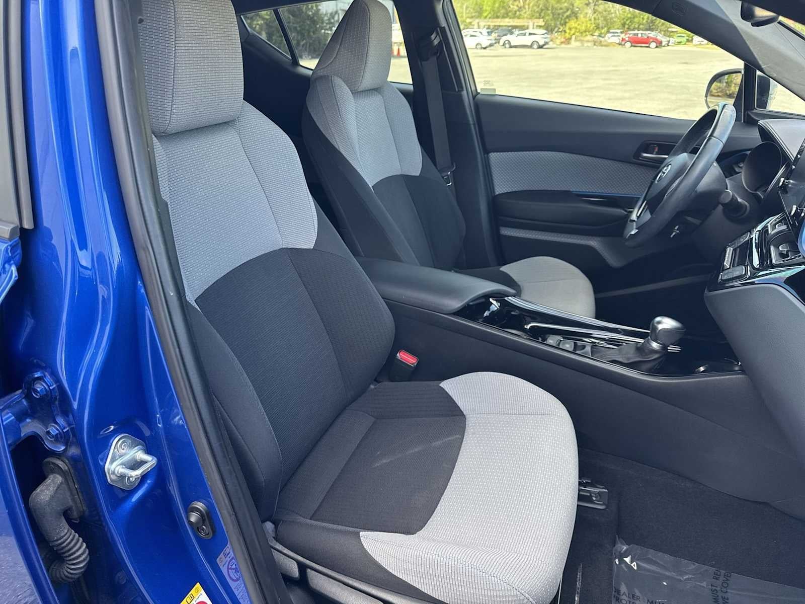 Toyota C-HR Base 2019