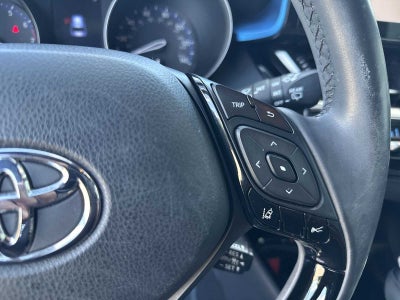 Toyota C-HR Base 2019